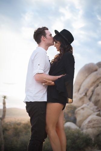 joshue_tree_engagement_travel_photography