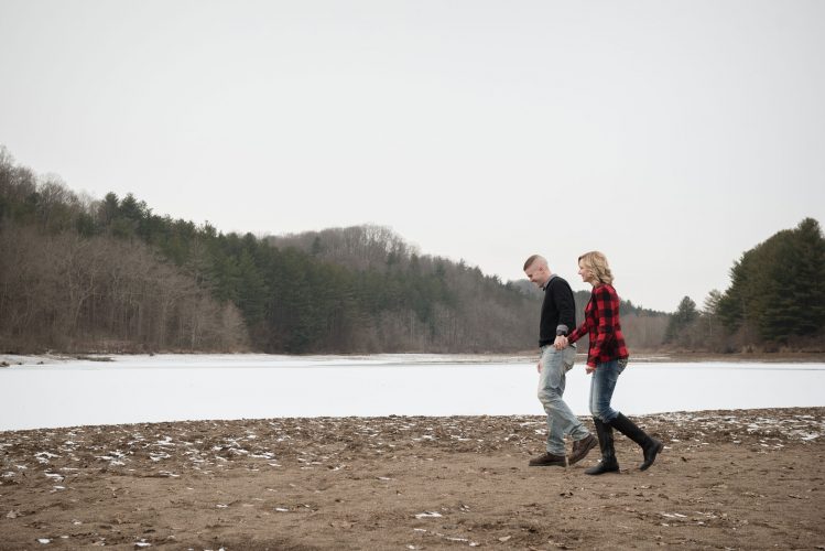 Athens-engagement-photography-hocking-hills-winter