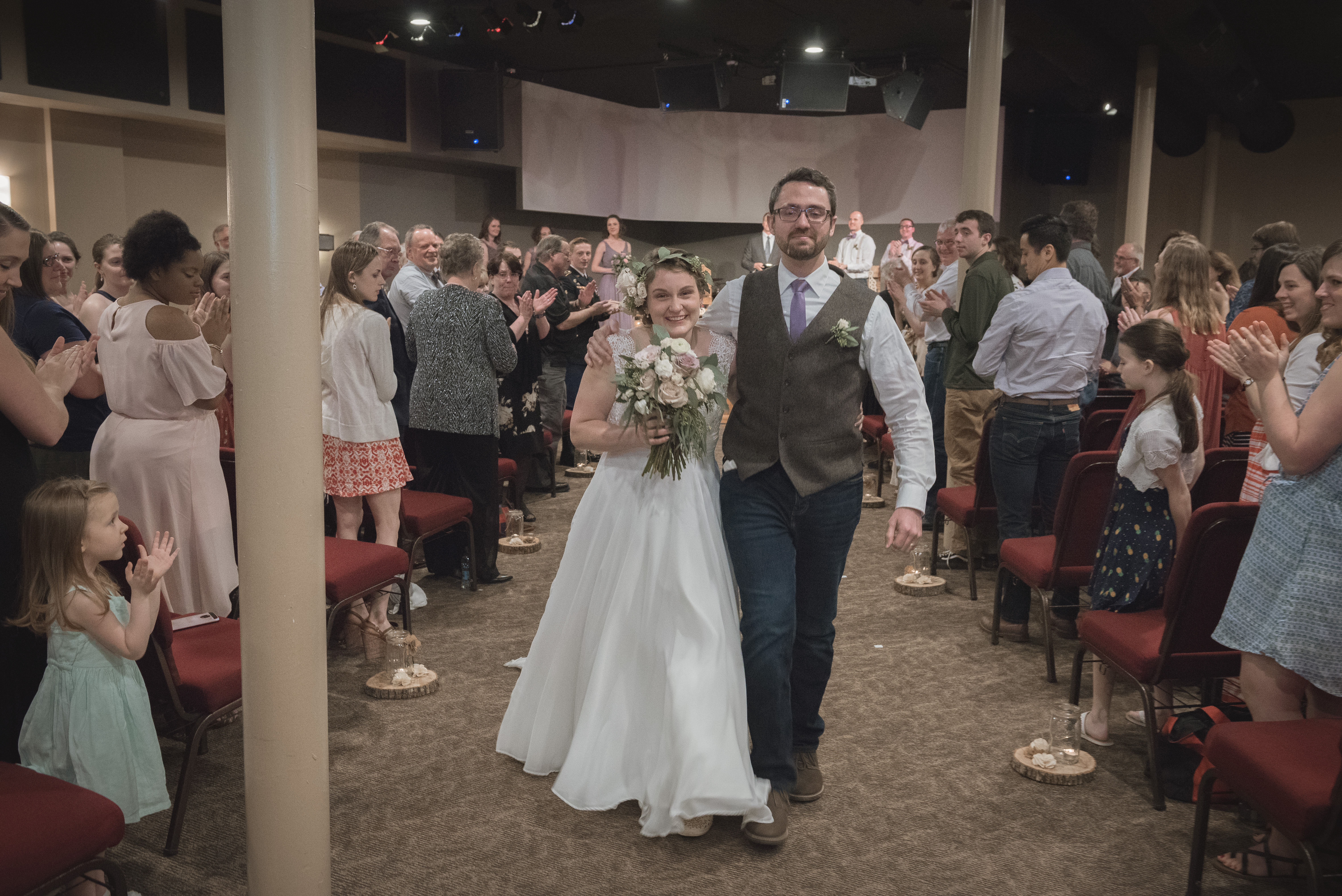 Marriage_Photography__Bride_Groom_wedding_Athens_Ohio_OH_lifestyle_documentary_Brookfield_Church