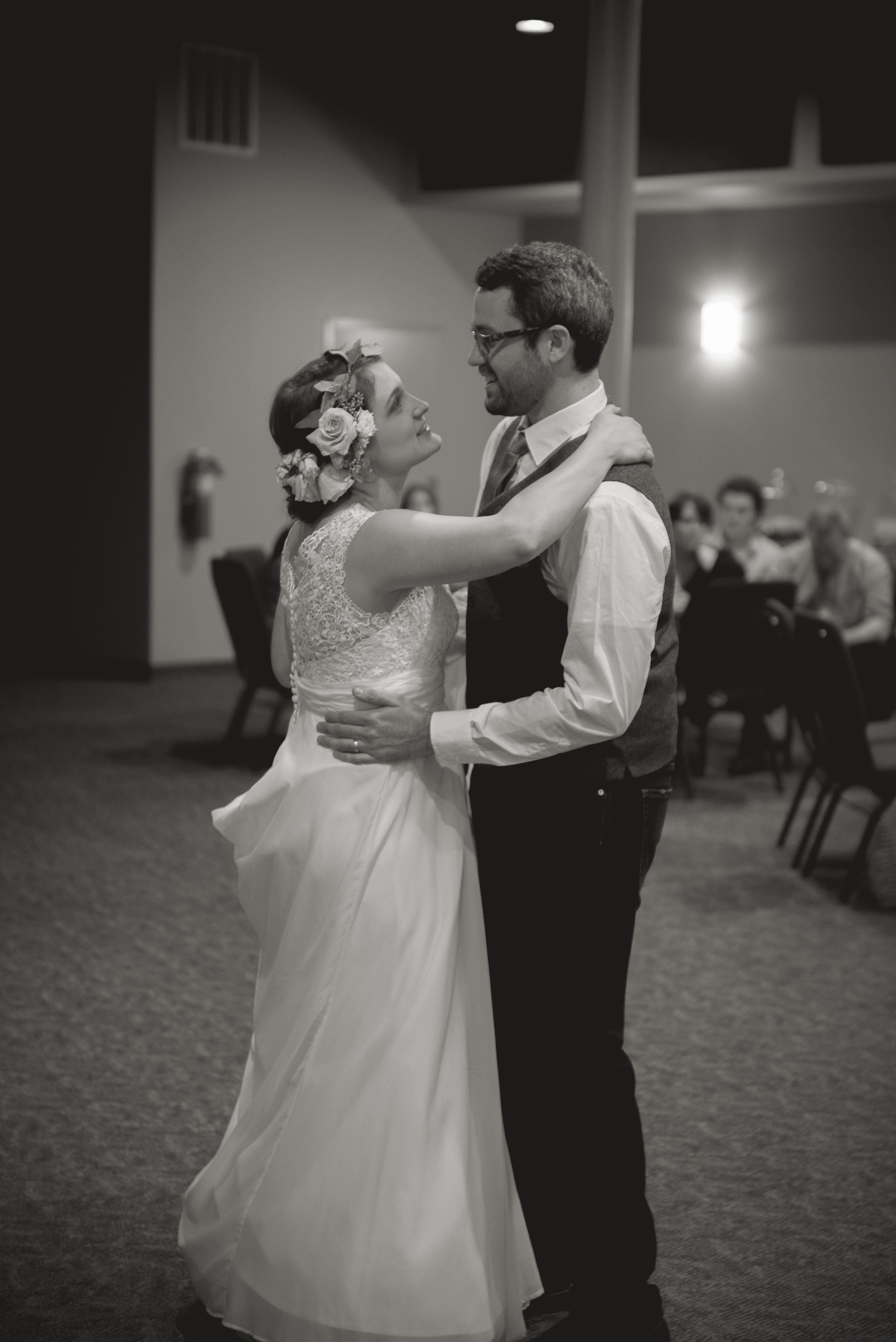 Marriage_Photography__Bride_Groom_wedding_Athens_Ohio_OH_lifestyle_documentary_Cherry_trees_spring_university_college_town_Brookfield_Church