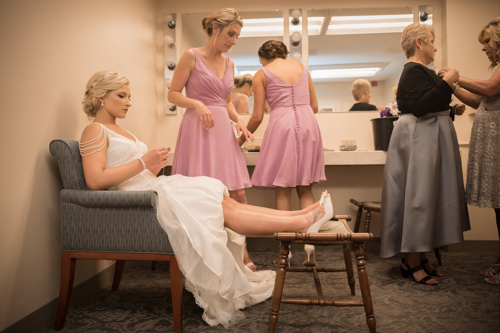 wedding-athens-ohio-photographer-photography-university-walter-hall