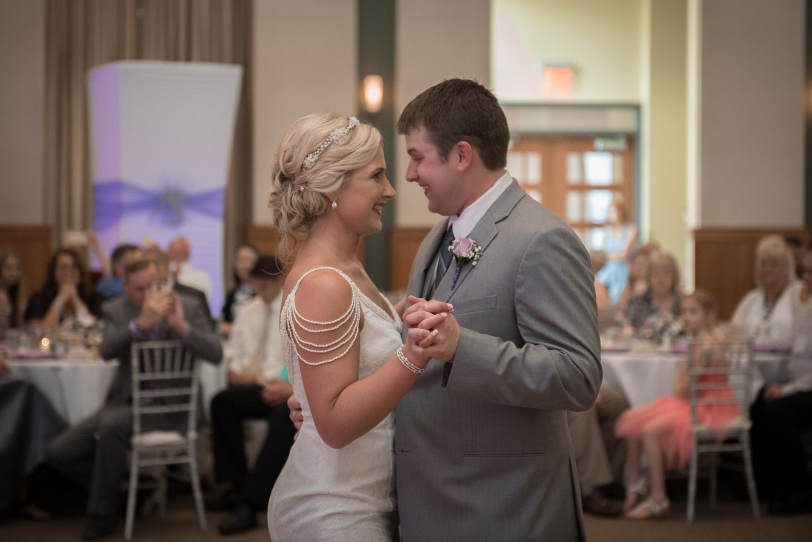 wedding-athens-ohio-photographer-photography-university-walter-hall-galbreath-chapel