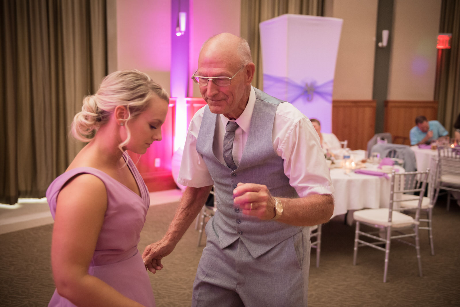 wedding-athens-ohio-photographer-photography-university-walter-hall-galbreath-chapel